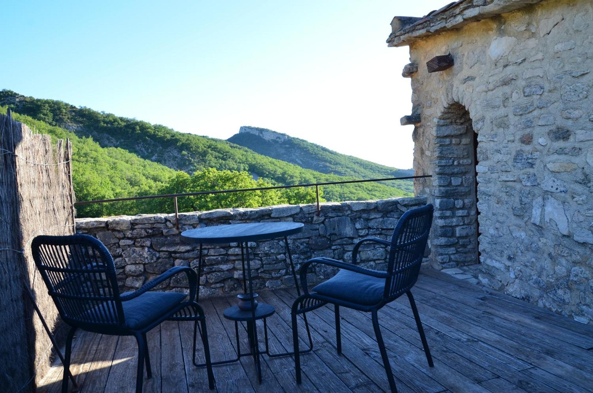 Le Domaine Du Castellas Sivergues 외부 사진
