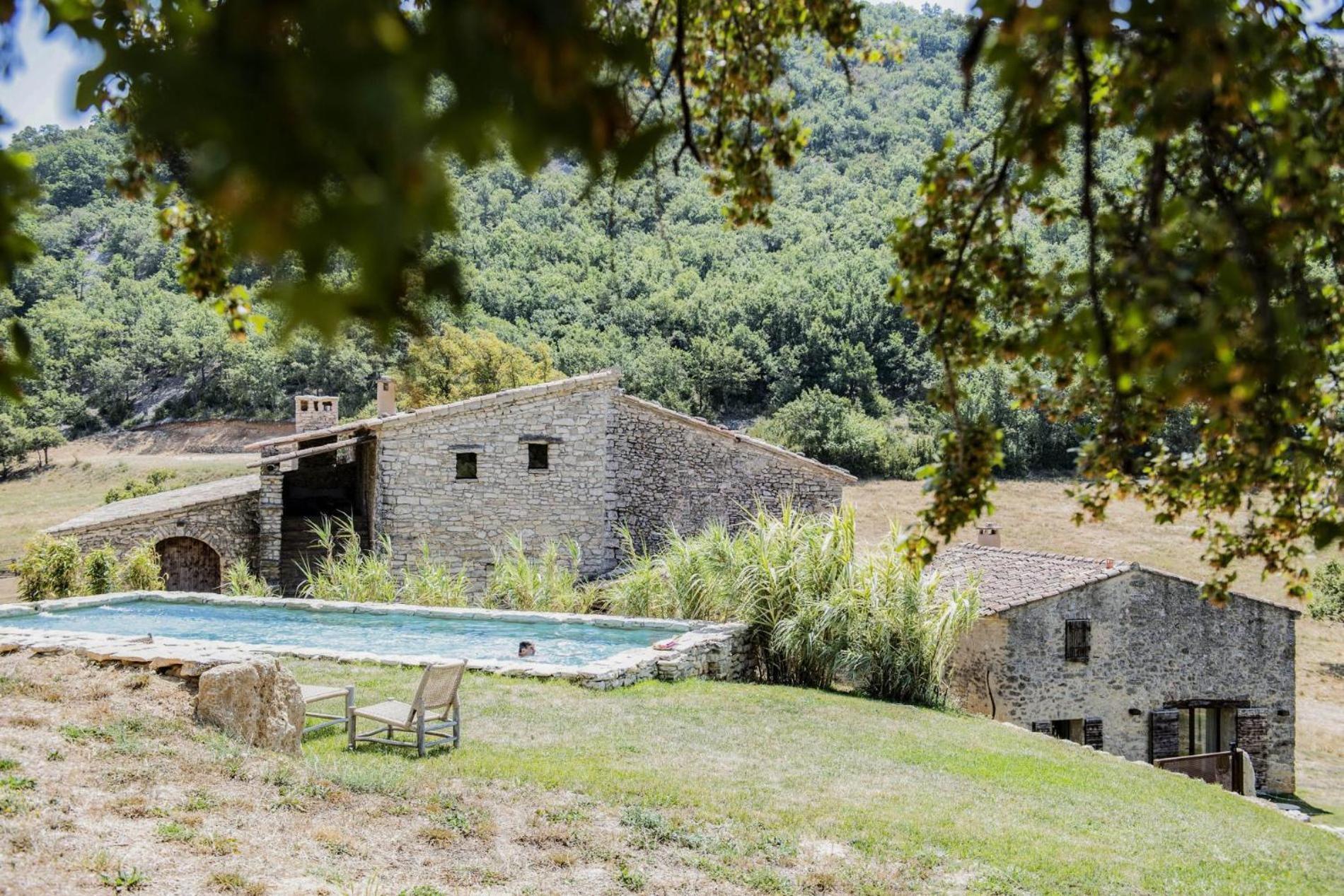 Le Domaine Du Castellas Sivergues 외부 사진