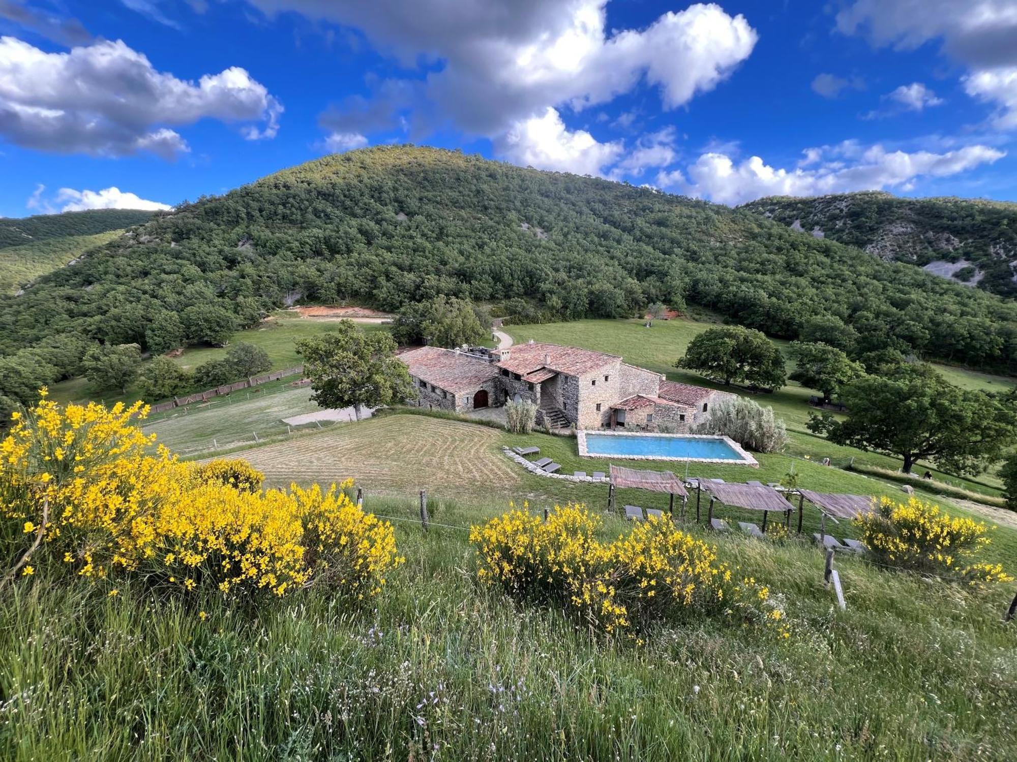 Le Domaine Du Castellas Sivergues 외부 사진